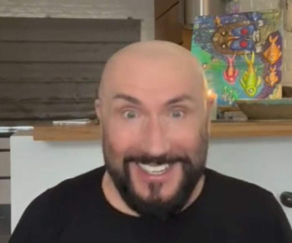 Grzegorz Skawiński pokazał oczy! Fani: "Na ulicy byśmy Cię nie poznali!"