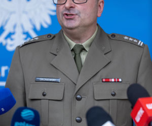 Briefing prasowy prok. Bartosza Okoniewskiego w sprawie drona z Rusinowa