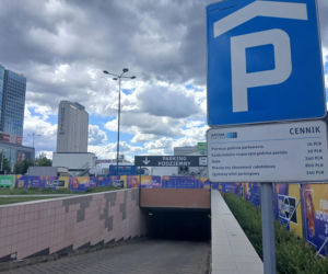 Parking podziemny pod Placem Defilad w Warszawie