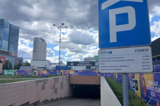 Parking podziemny pod Placem Defilad w Warszawie