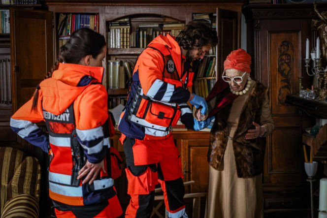 Szpital św. Anny, odcinek 100: Awaria zasilania w szpitalu! Lekarze podejmują dramatyczną walkę o życie pacjentów