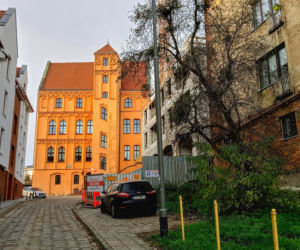 Nowa kamienica na Podzamczu nabiera kształtów