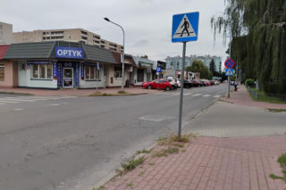 Siedlce: Roznegliżowany, agresywny mężczyzna na ul. Rynkowej – interweniowała policja!