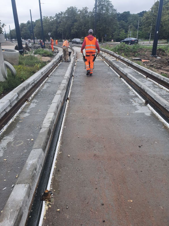 Postępy w pracach na alei św. Jana Pawła II w Toruniu. Rozpoczął się kolejny etap