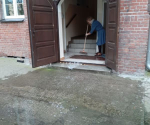 Medyczne Studium Zawodowe zalane. Zobaczcie jakie szkody wyrządziła woda.