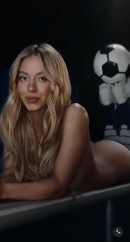 Rozebrana Sydney Sweeney w sportowej reklamie