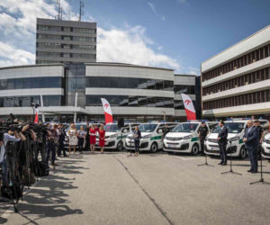 Nowe radiowozy w podlaskiej KAS. W prezencie od wielkiego koncernu [ZDJĘCIA]