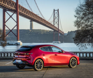 Mazda 3 2.0 SKYACTIV-G 122 KM 6MT (Soul Red Crystal)