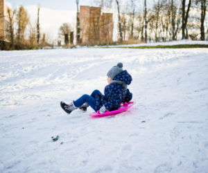 Ferie zimowe kiedyś i dziś. Dzieci lat 90. kontra dzisiejsza młodzież. Czy naprawdę tak dużo się zmieniło? 
