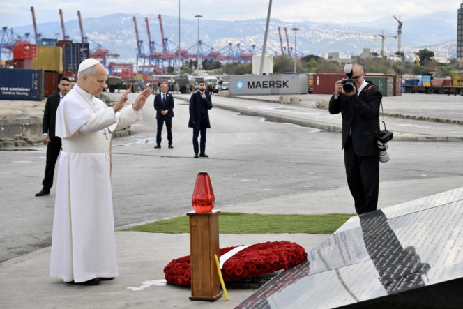 Leon XIV modlił się w miejscu wybuchu w porcie w Bejrucie z 2020 roku