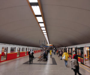 Pilne: Awaria w metrze. Pociągi nie kursują