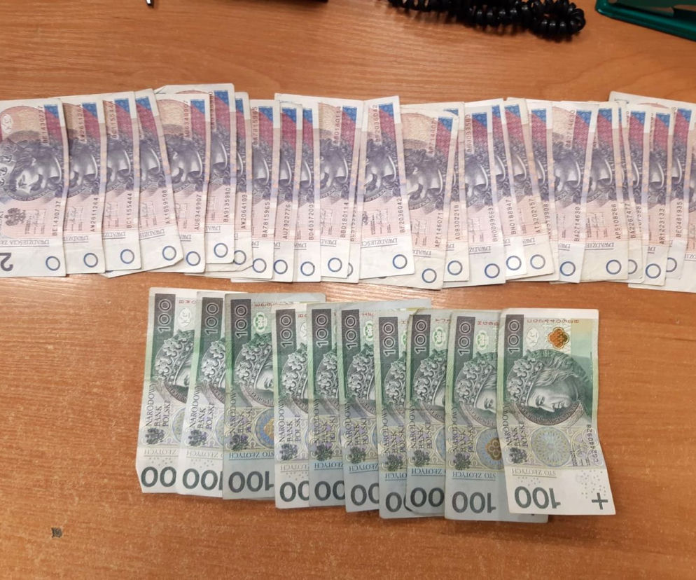 Oszust i jego pomocnik zatrzymani