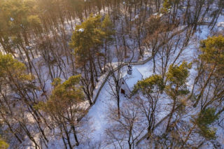Ta świętokrzyska wieś skrywa pogańskie sanktuarium. Poznaj fascynującą historię Góry Grodowej 