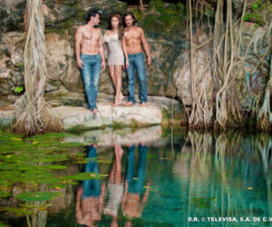 OTCHŁAŃ NAMIĘTNOŚCI. Elisa (Angelique Boyer), Damian (David Zepeda), Gael (Mark Tacher)