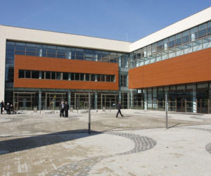 Kolegium Uniwersytetu im. Adama Mickiewicza w Pile