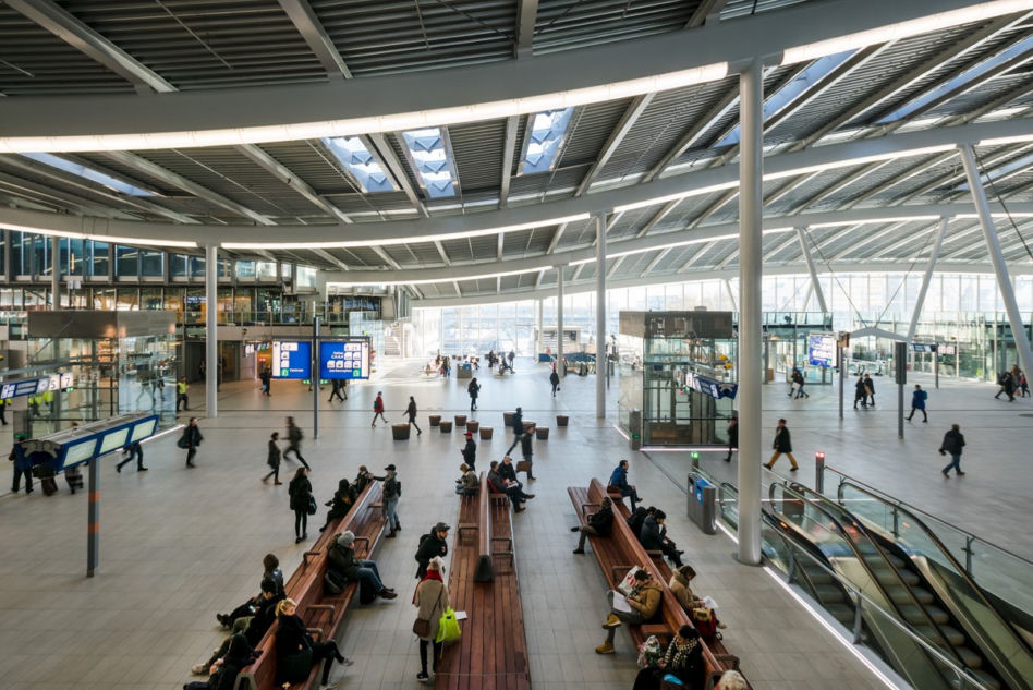 Dworzec kolejowy Utrecht Centraal w Holandii