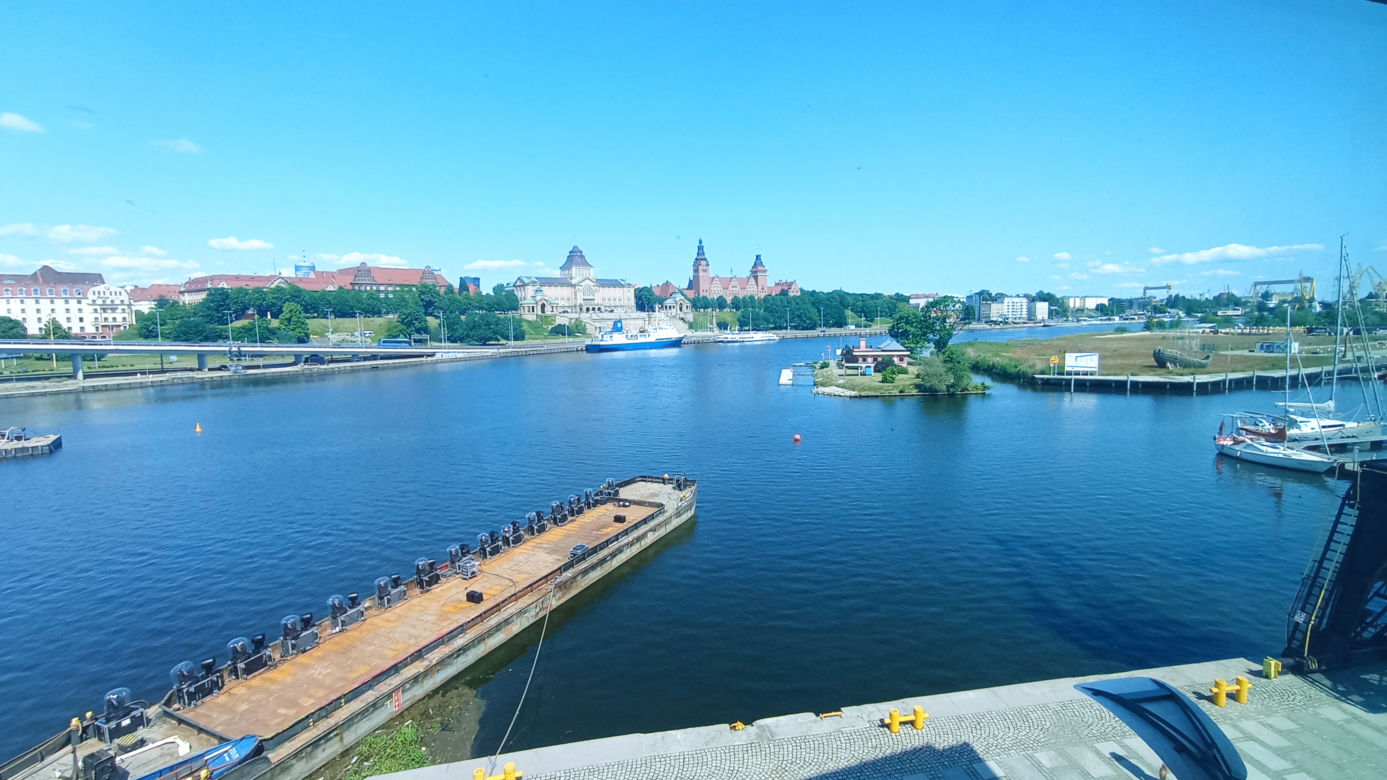 Podziwiaj panoramę Szczecina za darmo z tarasu Morskiego Centrum Nauki