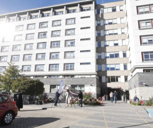 Pikieta przed rozprawą Grzegorza Brauna