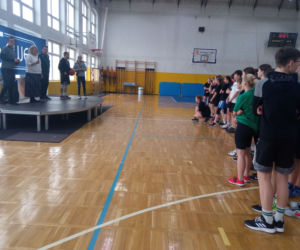 Promocja koszykówki w IV LO z Kacpą Challenge 