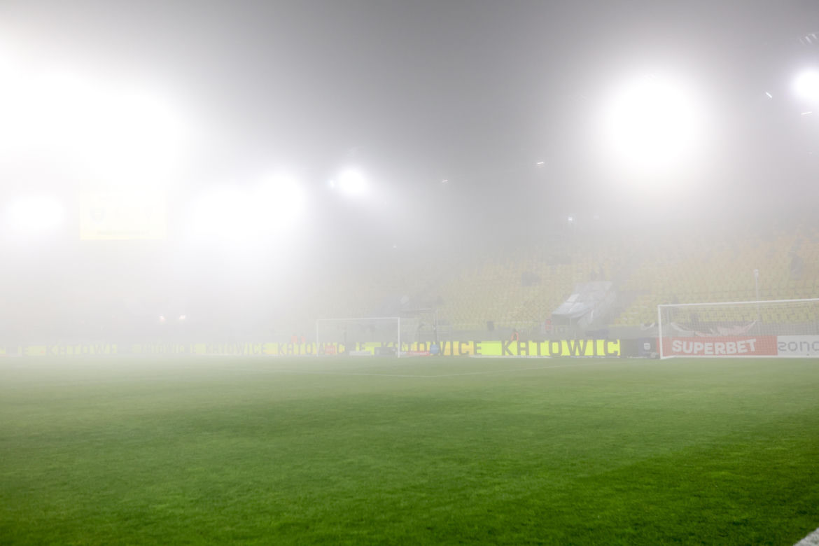 GKS Katowice - Pogoń Szczecin, zdjęcia kibiców i zawodników z meczu 17. kolejki PKO BP Ekstraklasy