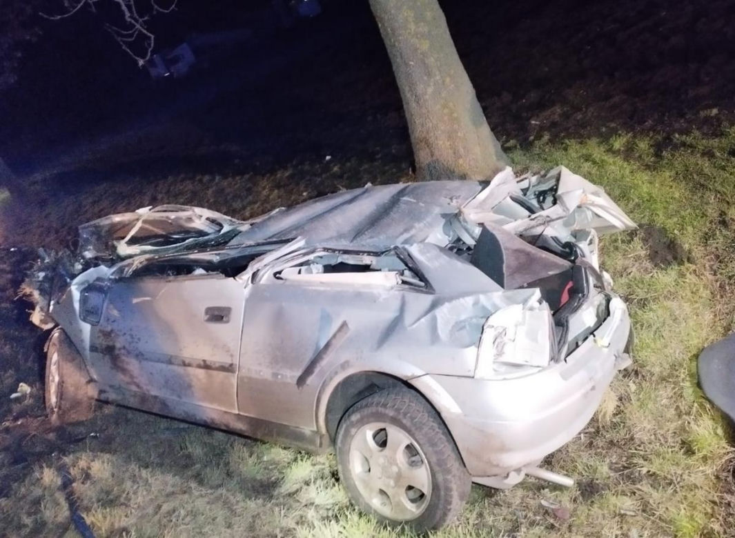 Przerażający wypadek w Kujawsko-Pomorskiem. Straszny finał wariackiego rajdu pijanego 19-latka