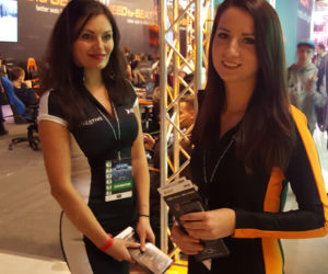 Hostessy i cosplay'e na IEM 2016