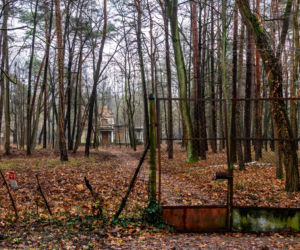 Opuszczona willa w Konstancinie