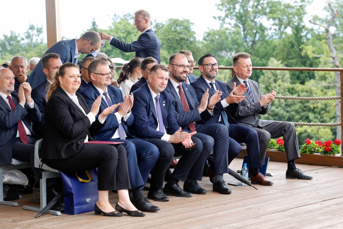Politycy PiS zjechali  na pielgrzymkę ojca Rydzyka 