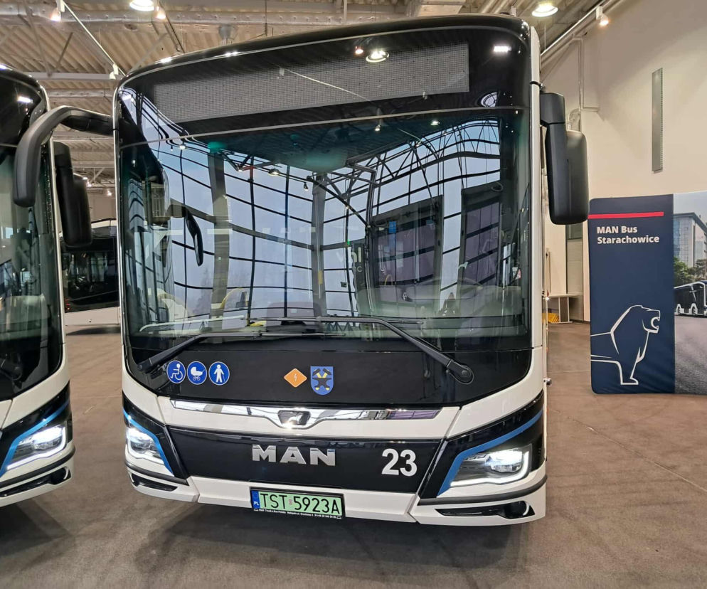 Pięć nowych autobusów elektrycznych trafia do komunikacji miejskiej w Starachowicach