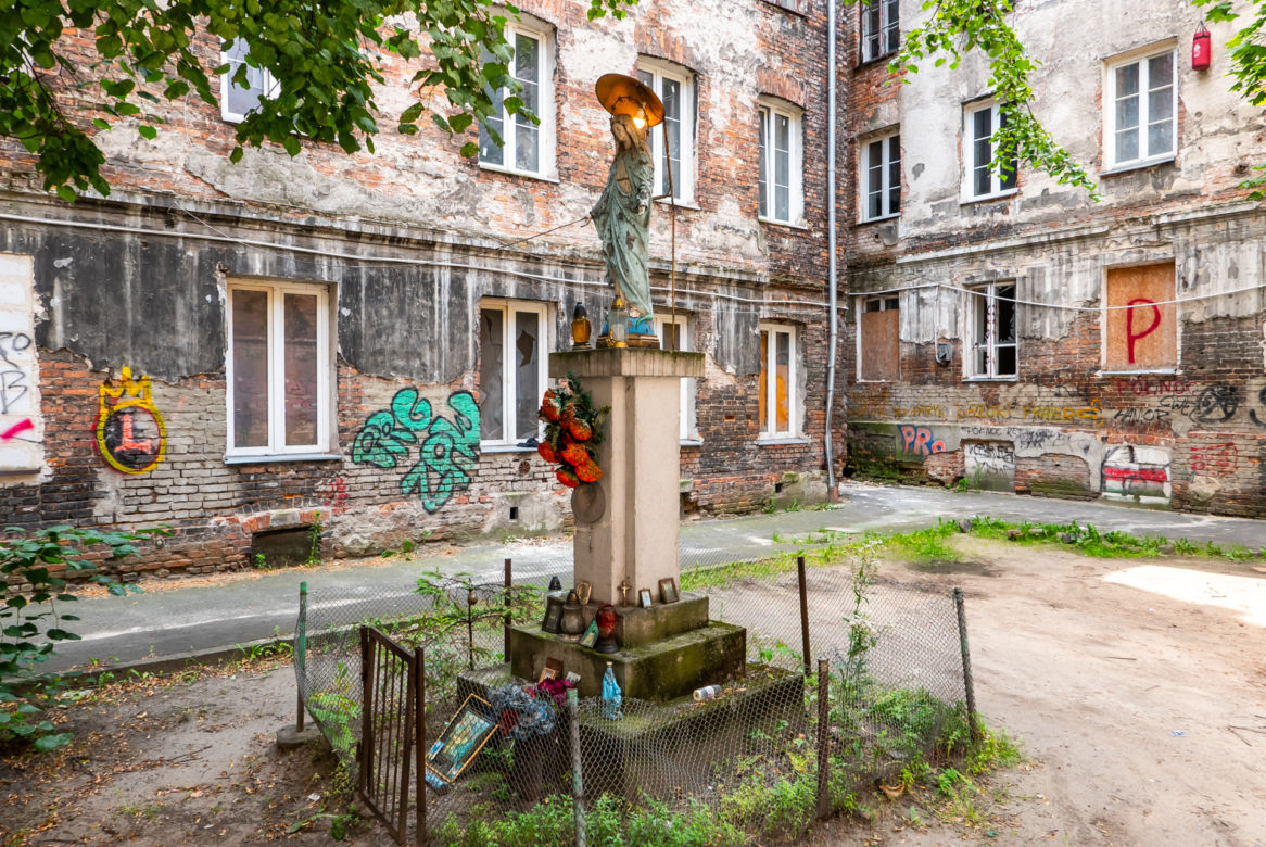 Kapliczki warszawskie – ul. Brzeska 11