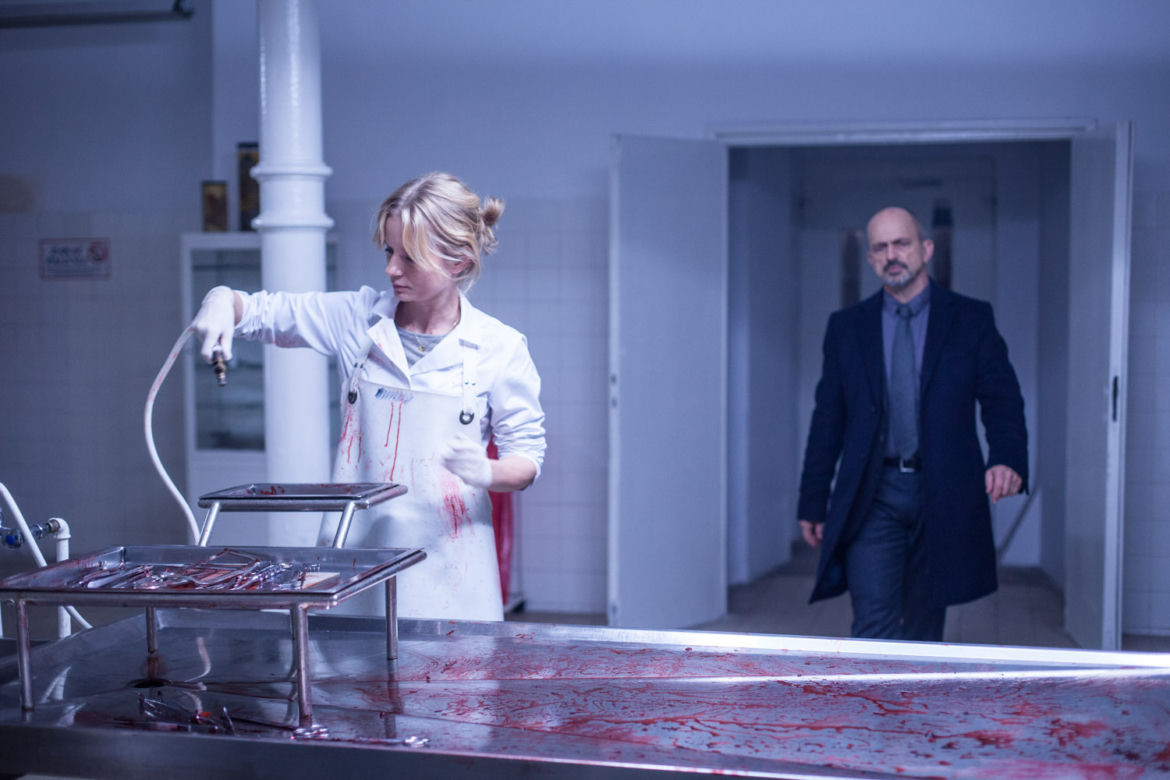 Prokurator nowy serial w TVP2. Kazimierz Proch (Jacek Koman),  Ewa Sidlecka (Magdalena Cielecka)