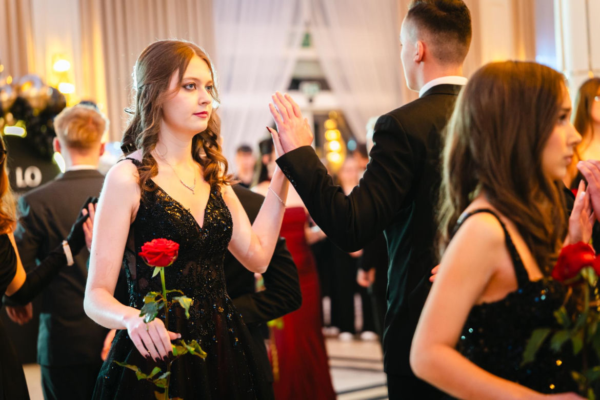 Studniówka 2026 młodzieży z IV LO im. Hetmana Stanisława Żółkiewskiego w Siedlcach