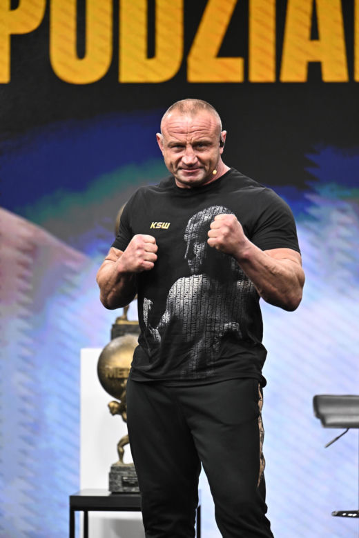 KSW ogłasza walkę Pudzianowski - Hall