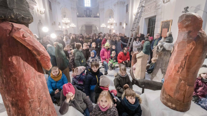 Prezentacja odnowionych rzeźb z bielańskiej szopki betlejemskiej