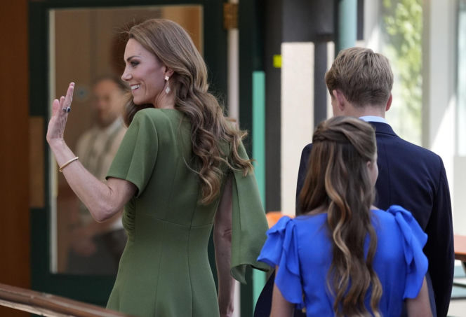 Pierwsze zdjęcie Kate po wieściach o Harrym! Tak reaguje na ich powrót?!