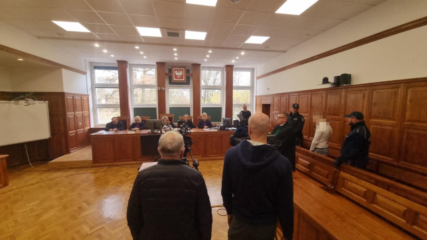 Skatował 15-letniego Kacpra, jego kolega nie reagował. Mateusz M. usłyszał wyrok