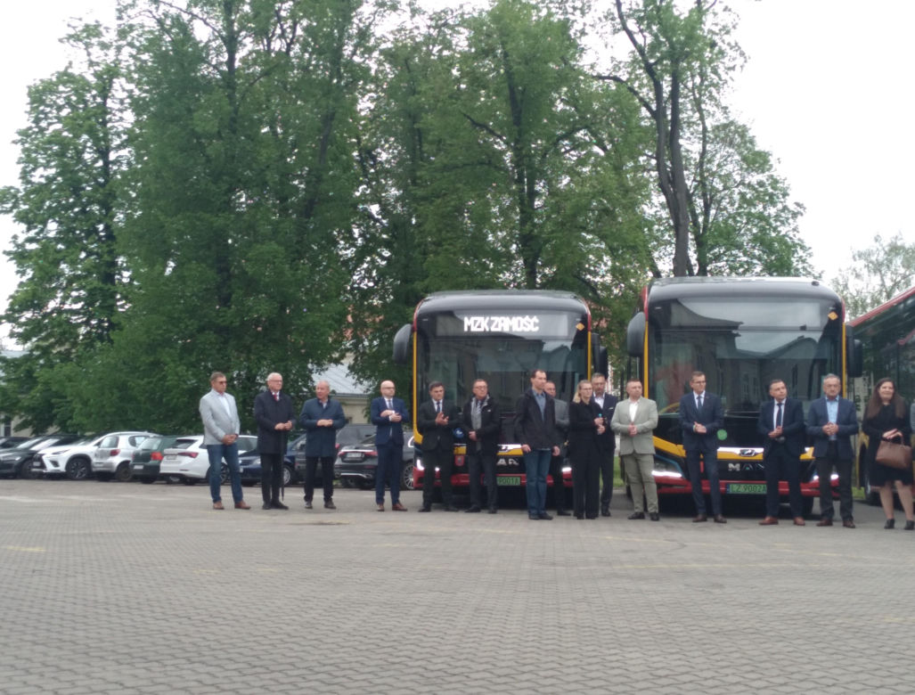 Przekazanie nowych autobusów
