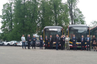 Przekazanie nowych autobusów
