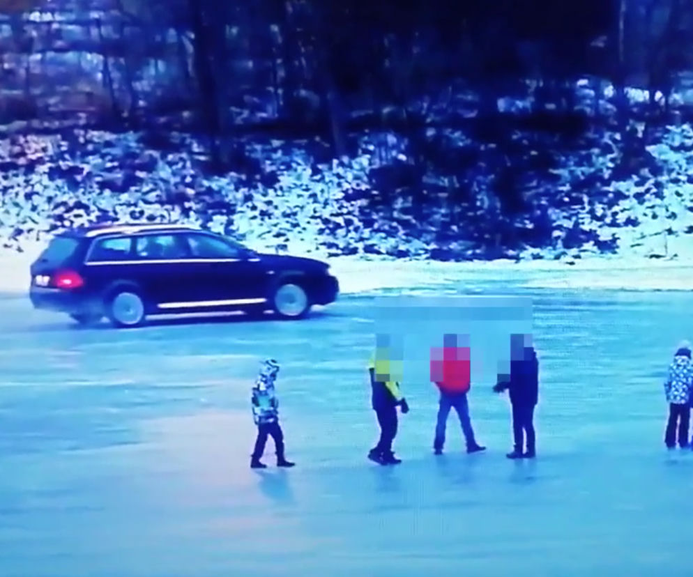 Driftował Audi po zamarzniętej rzece, a obok bawiły się dziec