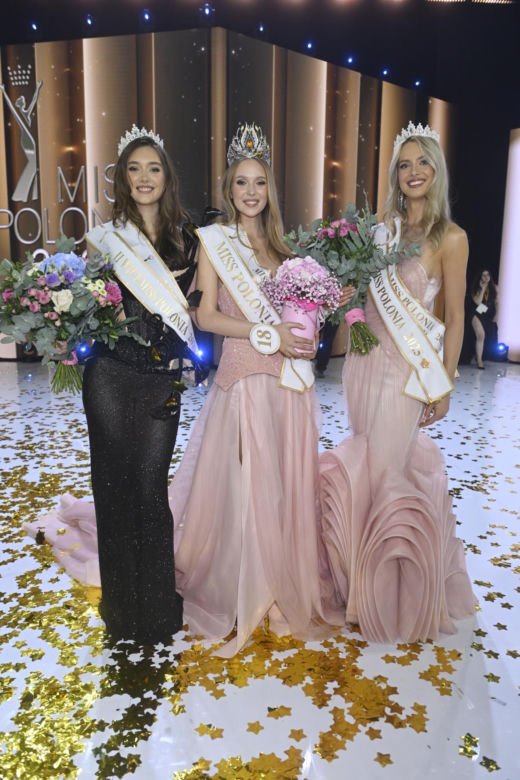 Justyna Roguska, Maja Todd, Julia Łuczak