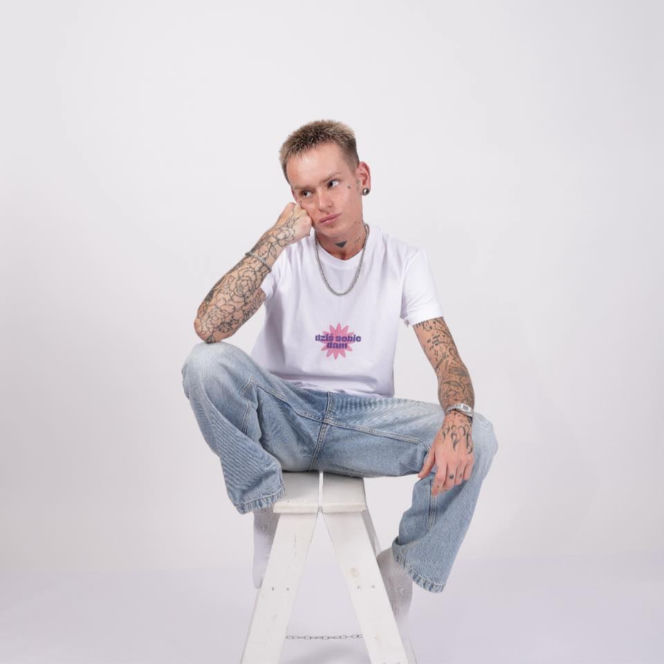 Michał Porąbaniec: Jedyny taki "król brwi" w mieście!