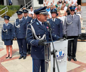 Święto Policji w Starachowicach. Uroczyste awanse, rodzinny piknik i podziękowania