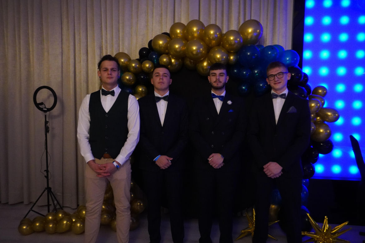 Studniówka CKZiU  nr 1 w Gdyni 2025. Ależ to był szalony wieczór! Zobaczcie tylko te zdjęcia 