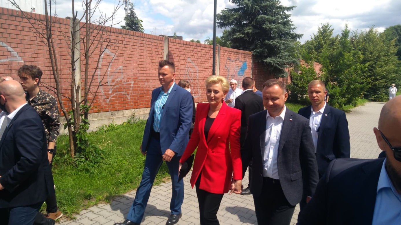 Andrzej Duda zagłosował w Krakowie wraz z Pierwszą Damą