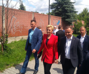 Andrzej Duda zagłosował w Krakowie wraz z Pierwszą Damą