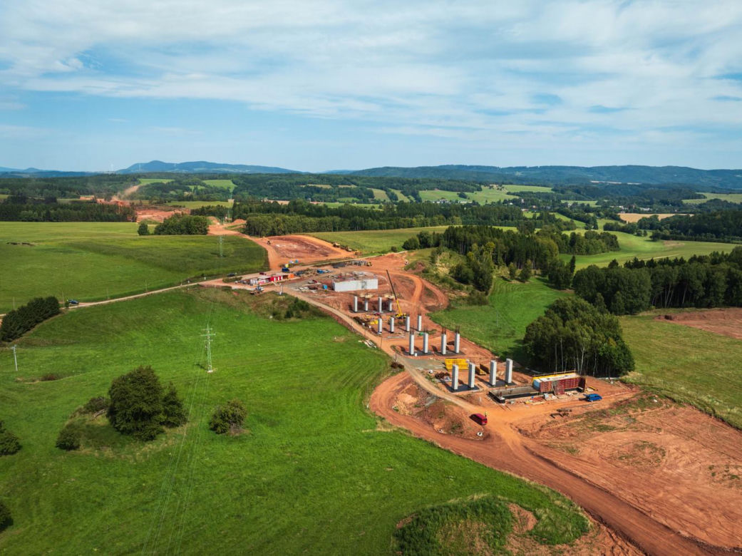 Autostrada D11 w Czechach - zdjęcia z budowy - sierpień 2025