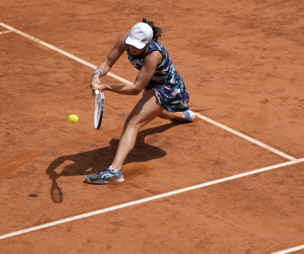 Iga Świątek KIEDY gra Roland Garros 2022 Polka czeka na pierwszy mecz w Paryżu! KIEDY gra Iga Świątek Roland Garros DRABINKA kobiet