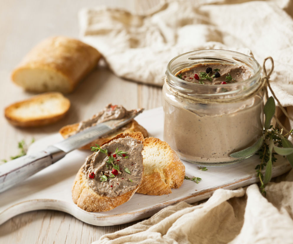 pasztet-z-watrobek-drobiowych-jak-go-zrobic.jpg