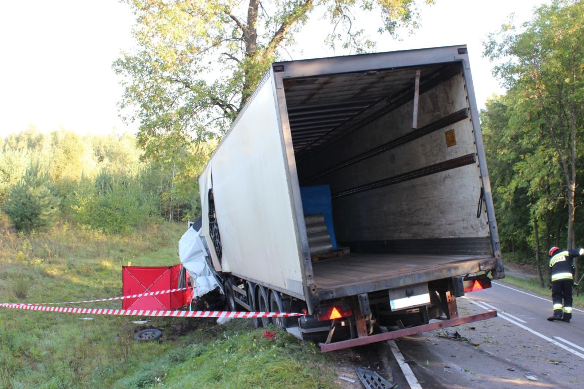 Proniewicze. Tragiczny wypadek na DK 19. Zginęło dwóch kierowców