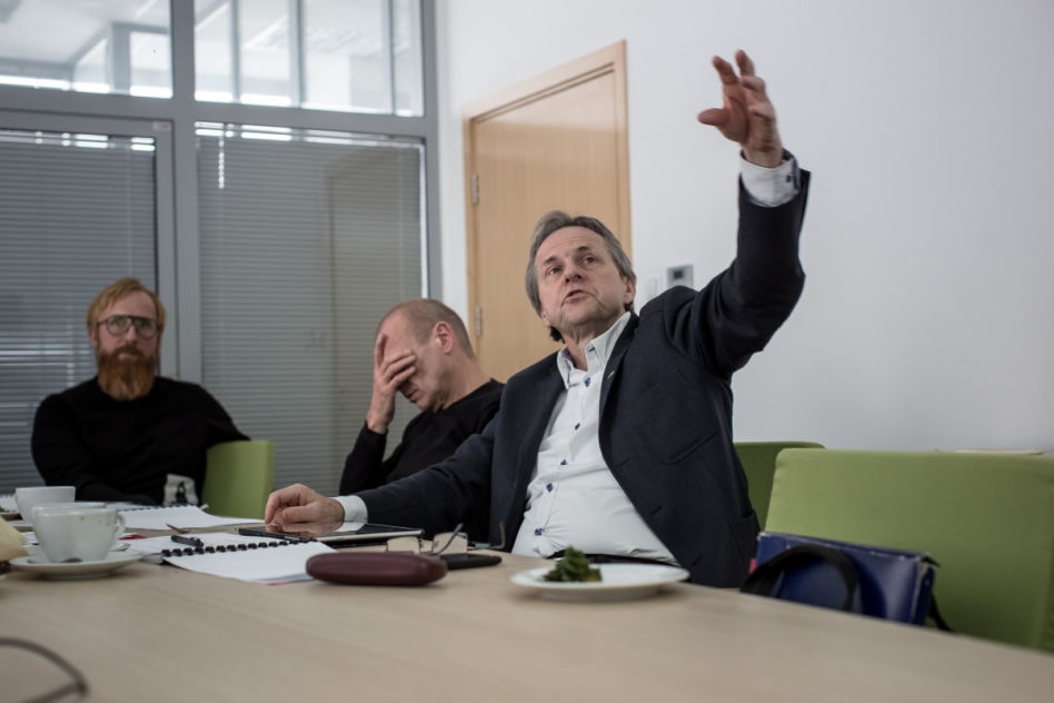 Obrady jury, Życie w Architekturze